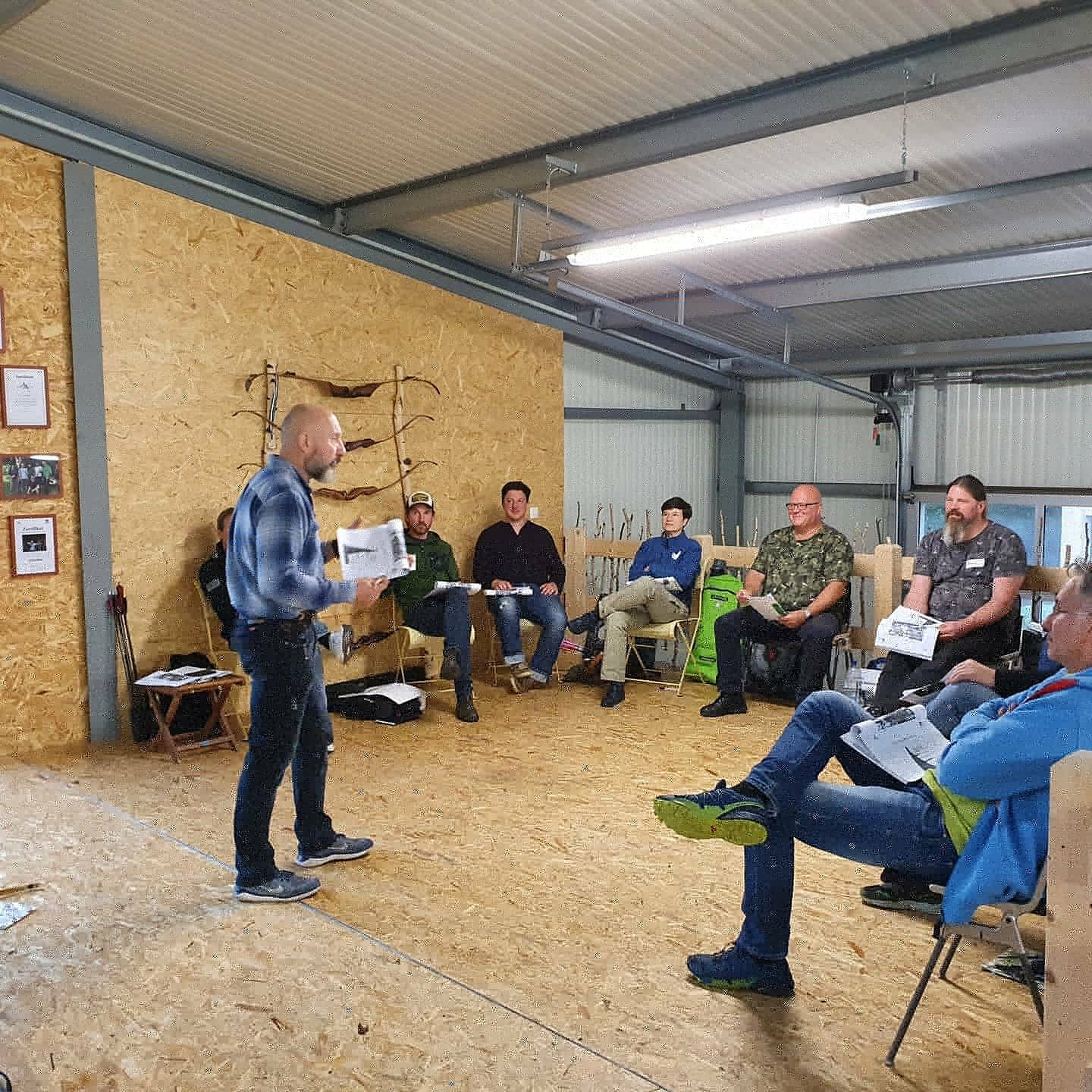 Grundkurs Instinktives Bogenschießen mit Henry Bodnik