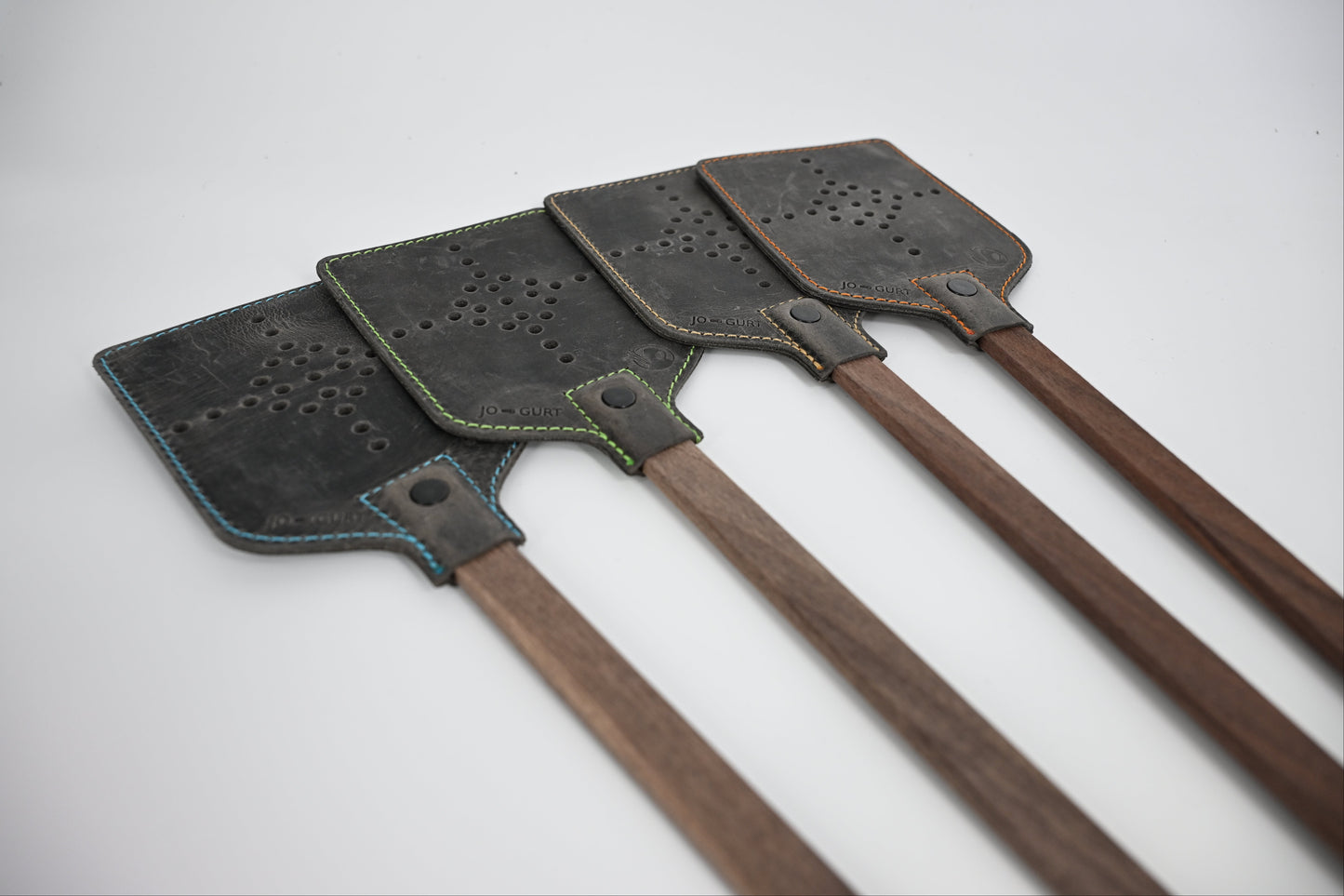 Hood Archery Leder-Fliegenklatsche